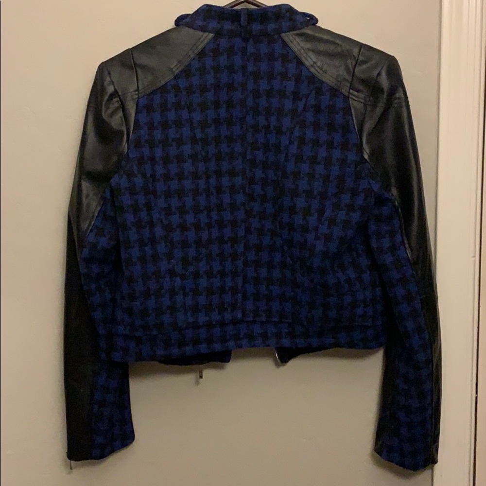 Leather jacket - Picture 3 of 6